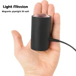 لامپ رشد گیاه لایت میژن لایت ویژن مدل سان رایز ۳۰ وات در دست از نمای نزدیک