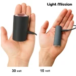 مقایسه ابعاد دو لامپ رشد گیاه فول اسپکتروم لایت میژن مدل سان رایز ۱۵ وات و ۳۰ وات در دست